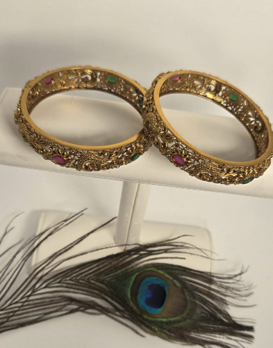 Premium quality Bangles set of 2 size 2'6 size