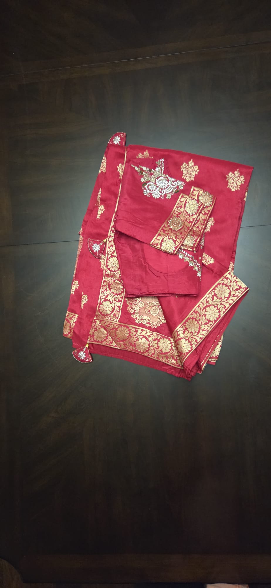 Rich Mashroom Red design saree