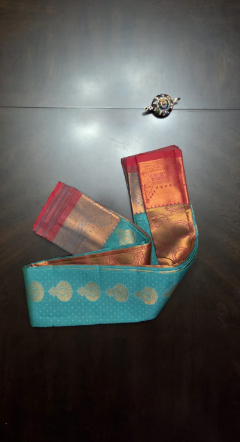 Multi shaded Contrast Border peacock color saree