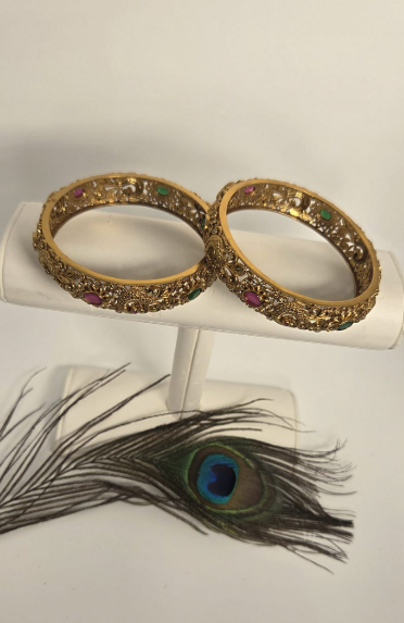 Premium quality Antique finish set of 2 bangles